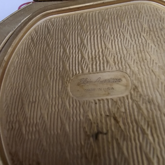 Gold Scalloped Edge Compact Mirror,ELGIN AMERICAN ,USA,STAMPED - Picture 4 of 11